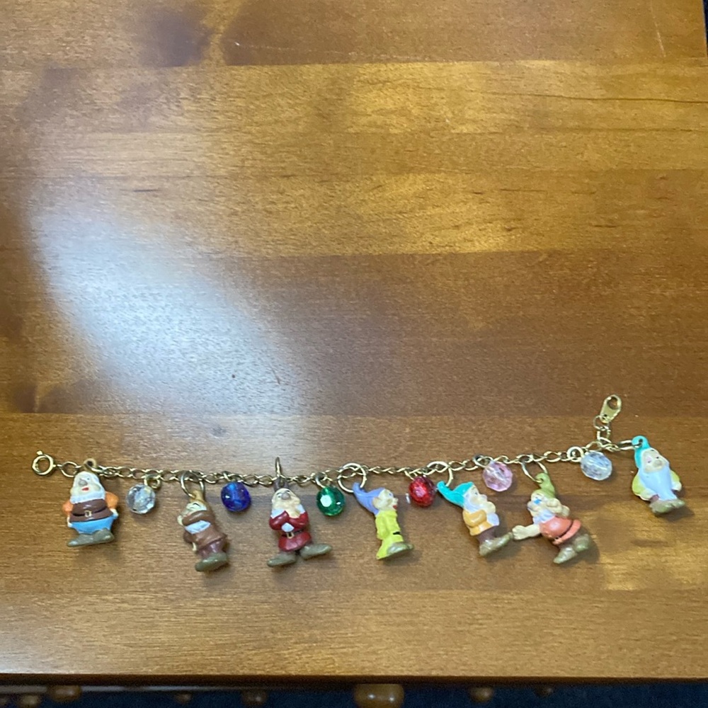 1980’s Vintage Disney Seven Dwarfs Charm Bracelet